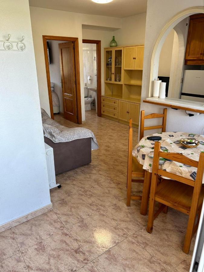 Apartament Mariha Torrevieja Esterno foto
