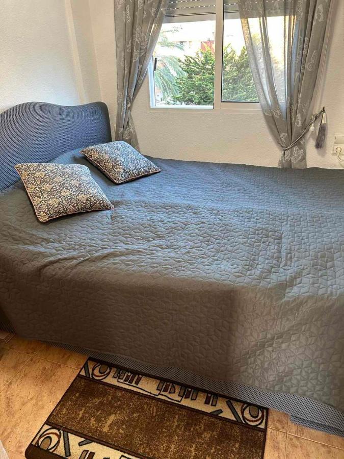 Apartament Mariha Torrevieja Esterno foto